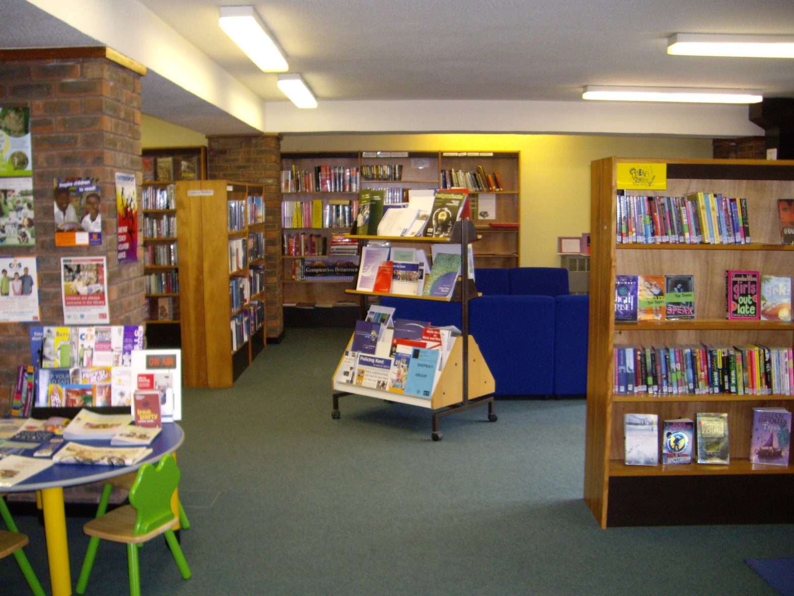 Sandgate Library to Re-open for Browsing from 12th April